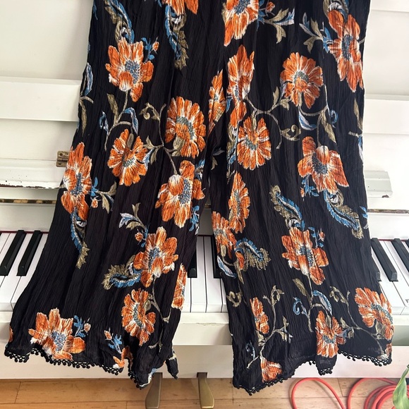 Patrons of Peace Black and Orange Floral Jumpsuit M - Picture 3 of 16
